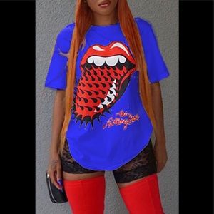 ROLLING STONES Mouth 👄 W/Spikes In The Tongue 👅 Cotton U Shape Bottom of Tee